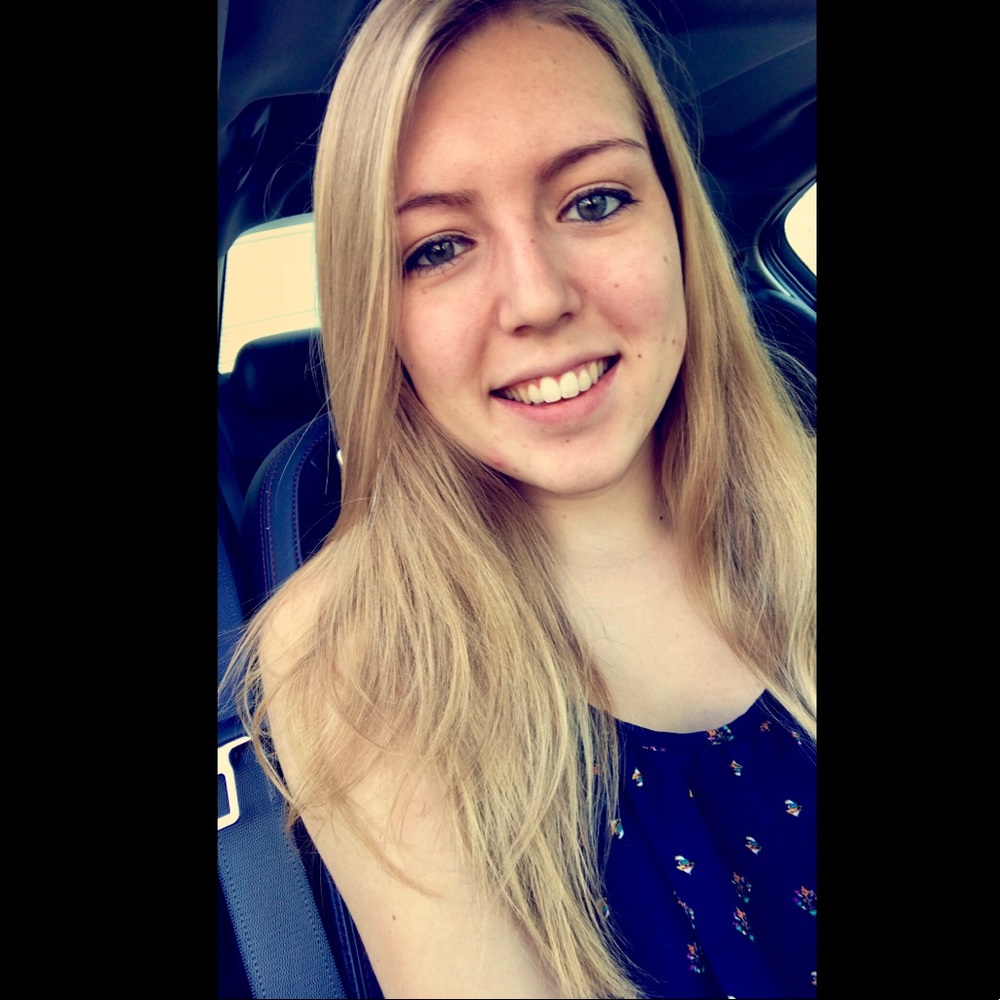 Meet your Posher, Carlie